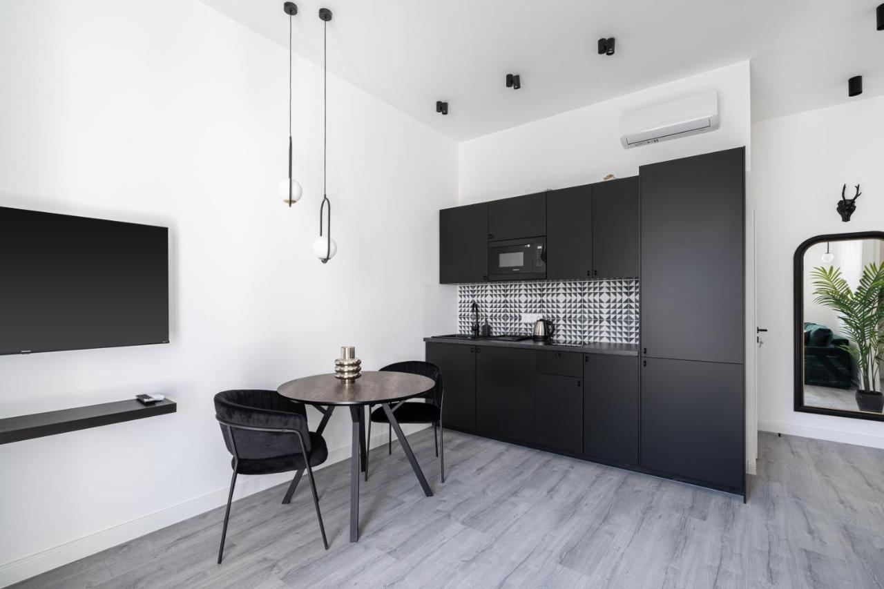 R6 - Boutique Apartments, Best Location By Bqa Budapest Ngoại thất bức ảnh